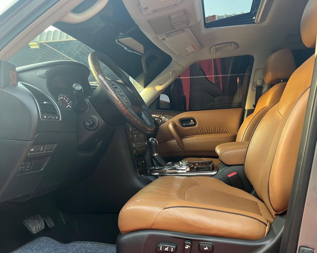 نيسان باترول LE T1