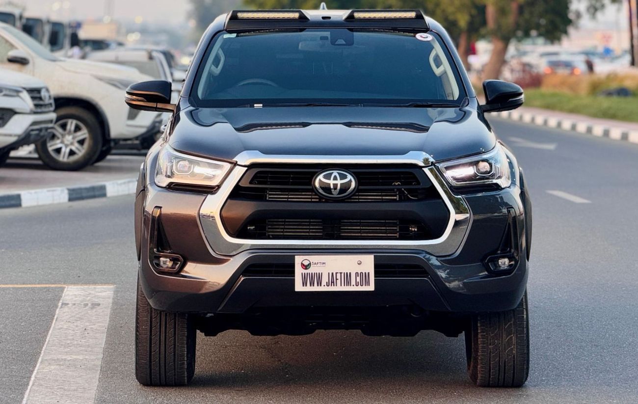 تويوتا هيلوكس HYBRID SPORTS | LOW MILEAGE | RHD