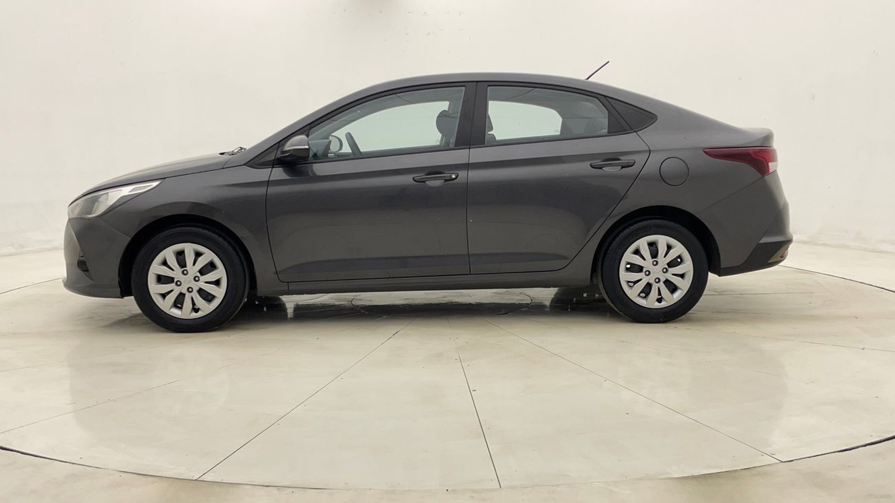 Hyundai Accent SMART 1.6 | Zero Down Payment | Home Test Drive