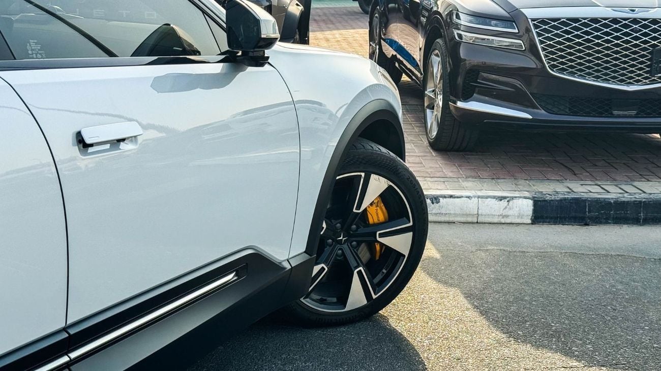 بولستار 3 Long Range Dual Motor 2024 Agency Warranty GCC Full Electric Brand New