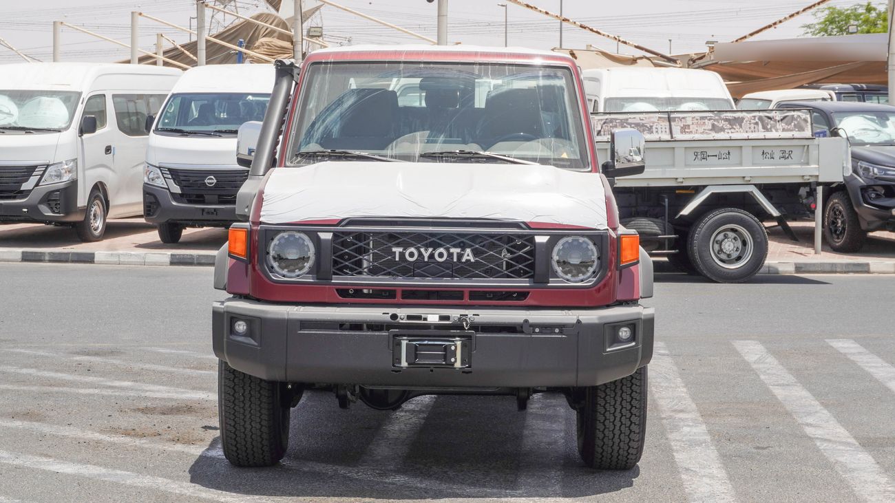 Toyota Land Cruiser 70 LX 4.0 L V6