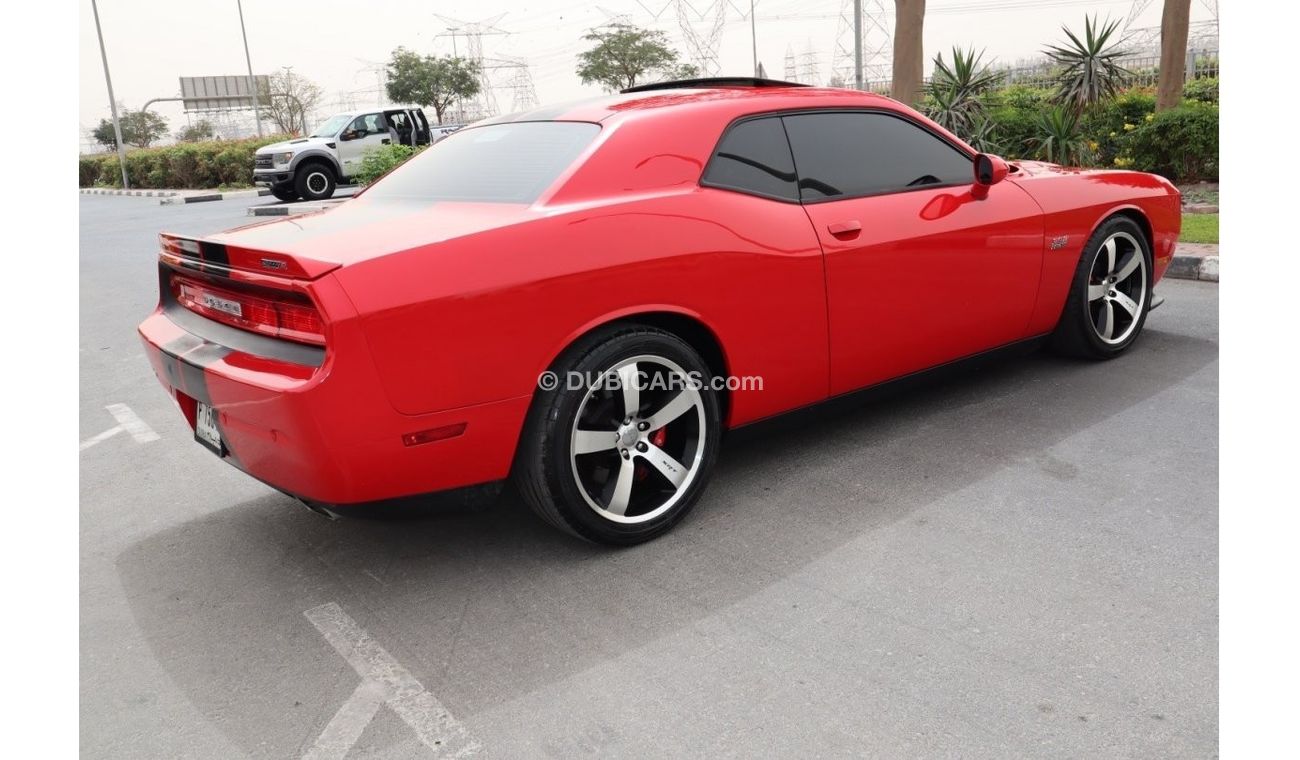 Dodge Challenger 6’4 HEMI 392 V8 GCC 16V