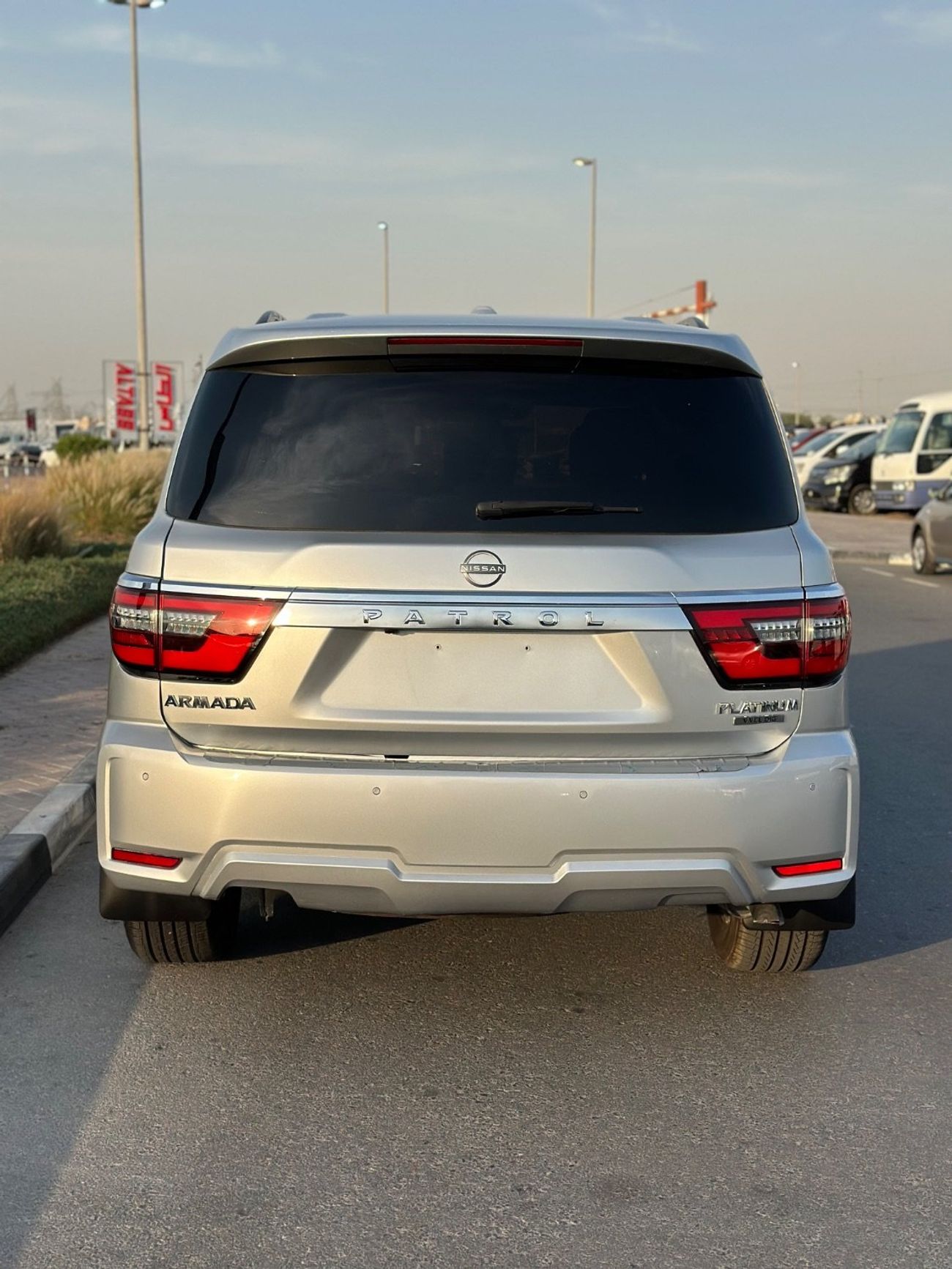 نيسان أرمادا SL Sunroof full Option