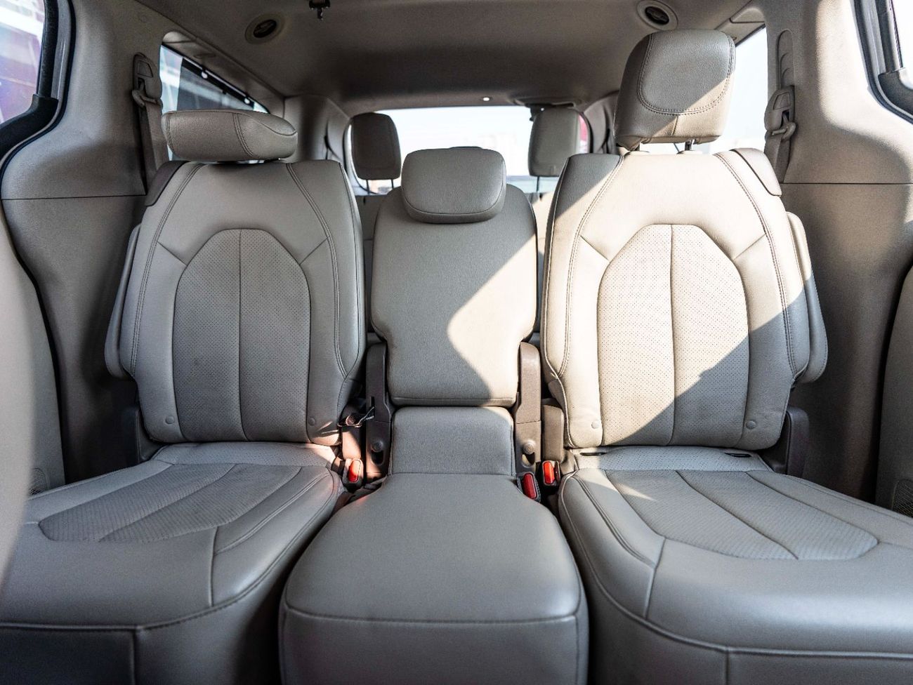 كرايسلر باسيفيكا Touring 3.6L