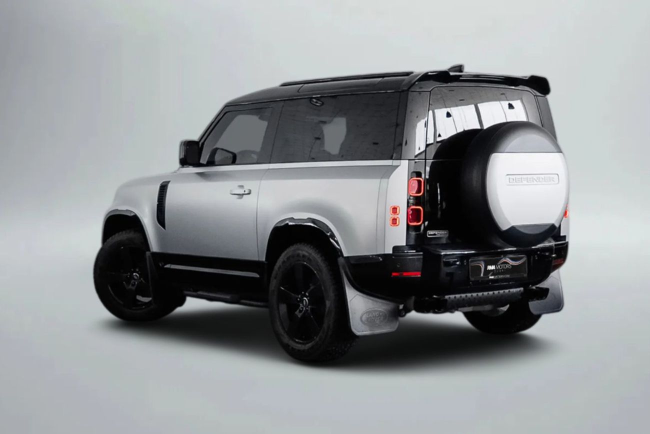 لاند روفر ديفندر P400 90 First Edition 3.0L (6 Seater)