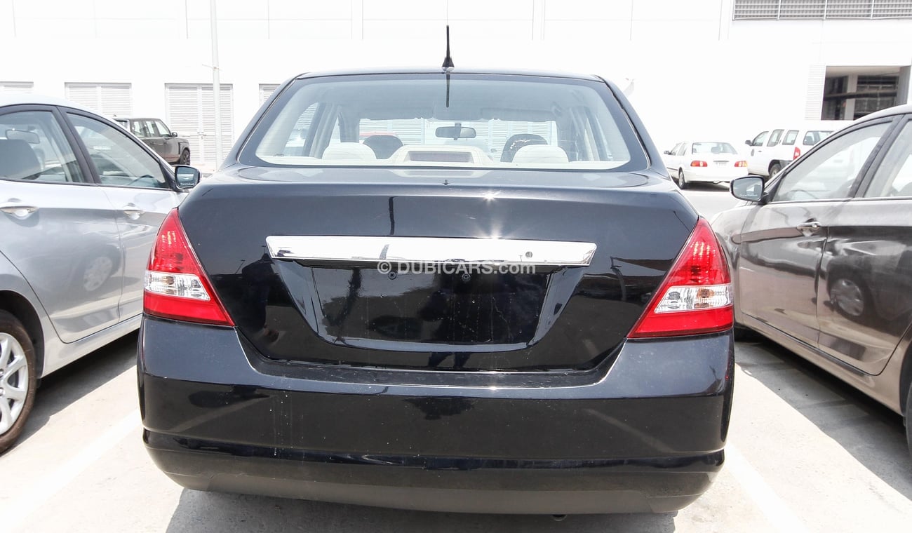 Nissan Tiida