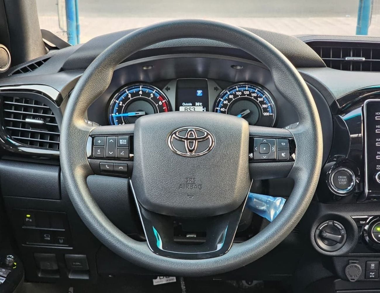 تويوتا هيلوكس ADVENTURE EXL DOUBLE CABIN || 4.0L V6 PETROL | AIR COMPRESSOR | ROLLBAR | 360*CAMERA | FR&RR P/SENSOR (CODE#HP