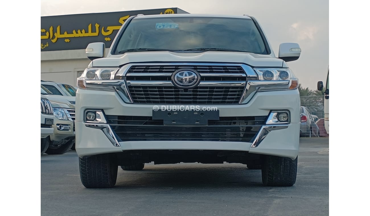 Toyota Land Cruiser GXR - V8, 5.7L PETROL, FULL OPTION / 20 SHP (LOT # 6267)