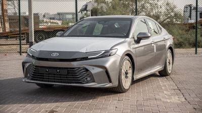 تويوتا كامري TOYOTA CAMRY 2.5 GLE HEV -2025YM