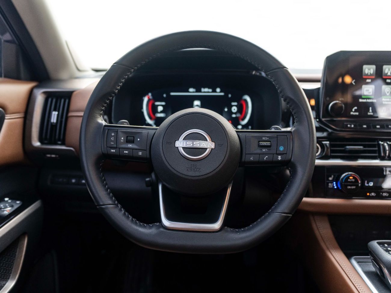 Nissan Pathfinder SL 3.5L (5 Seater)