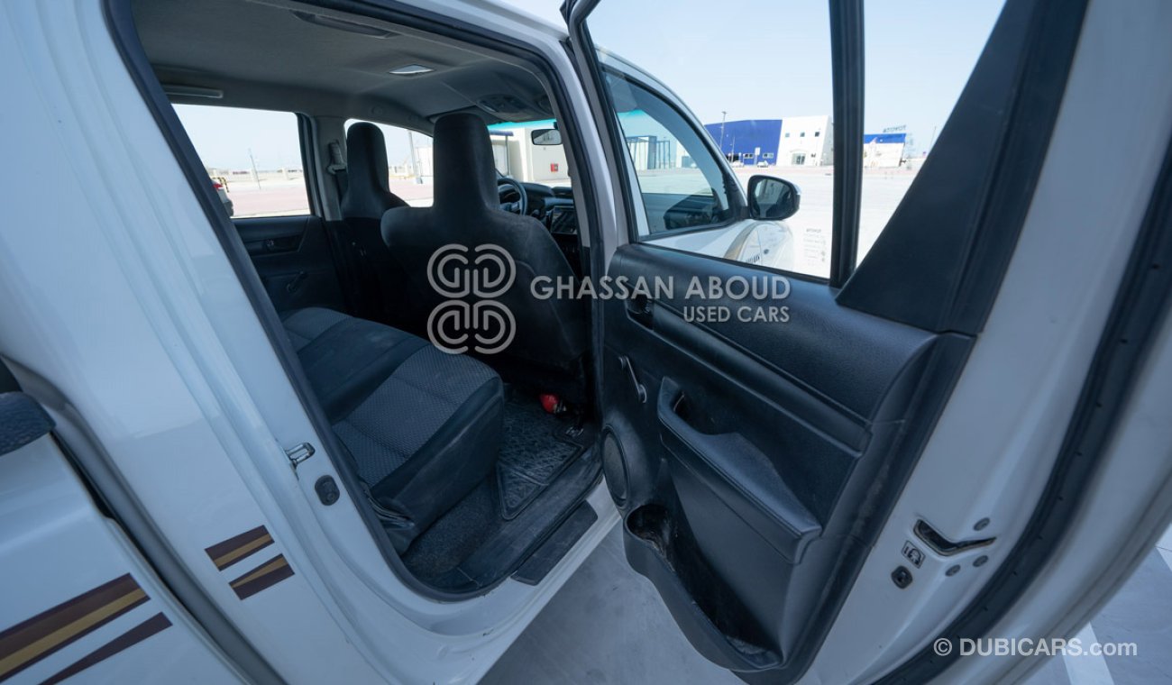 Toyota Hilux Certified Vehicle with Delivery option;HILUX(GCC Specs)in good condition (Code : 92957)
