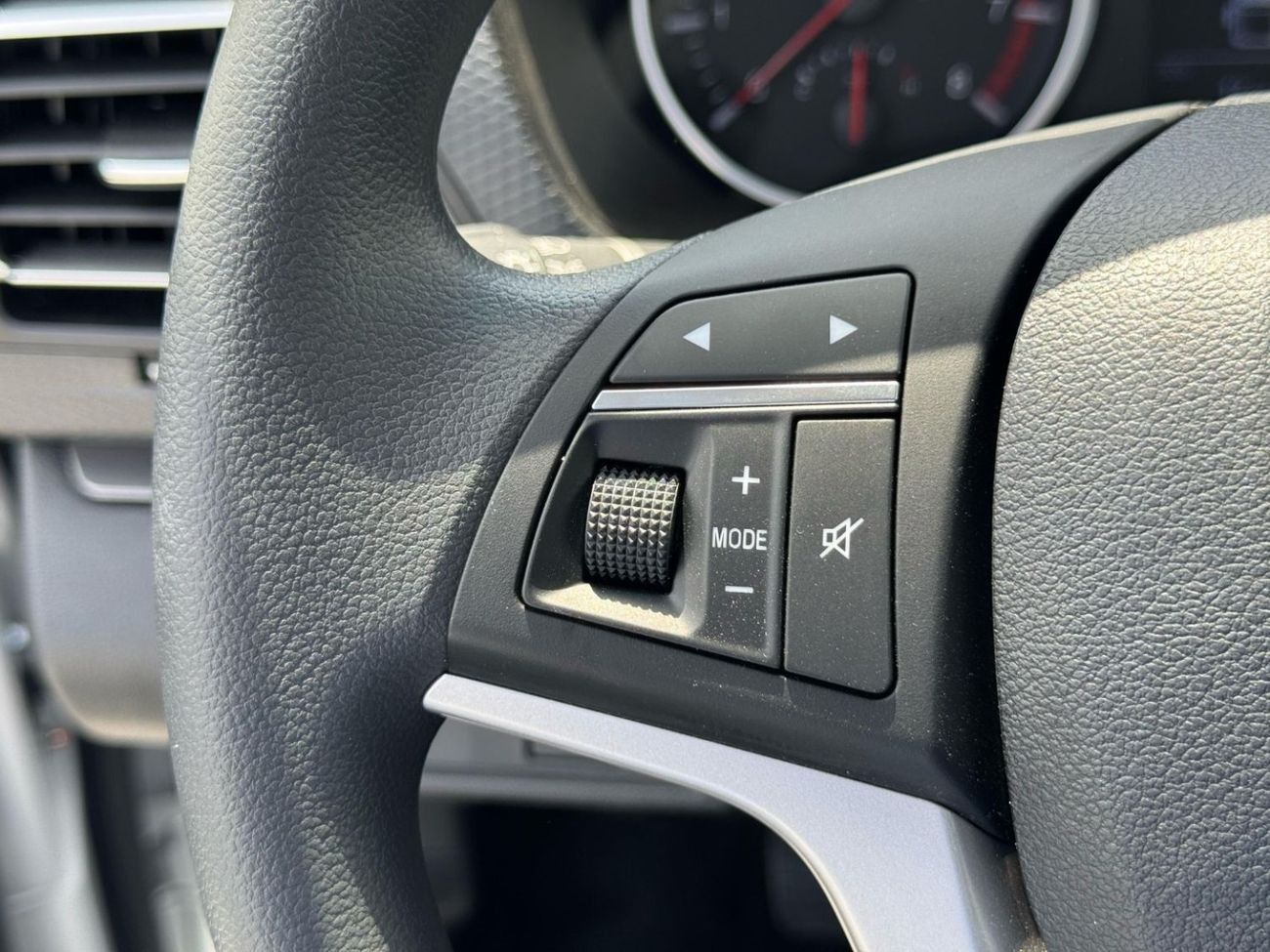 Great Wall Wingle Wingle 5 4X2 2025 Model GCC Specs Export Price @ 43,500 AED