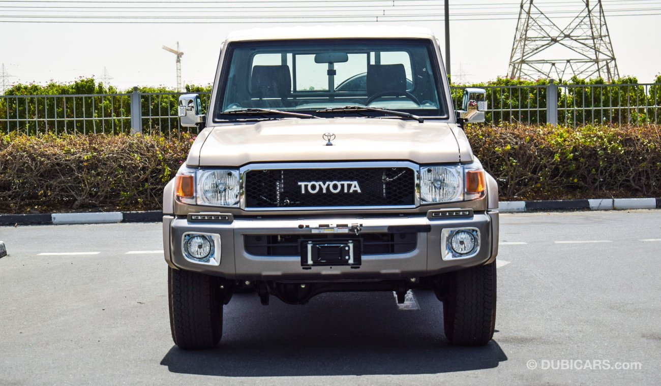 Toyota Land Cruiser Pick Up LX V6 4WD