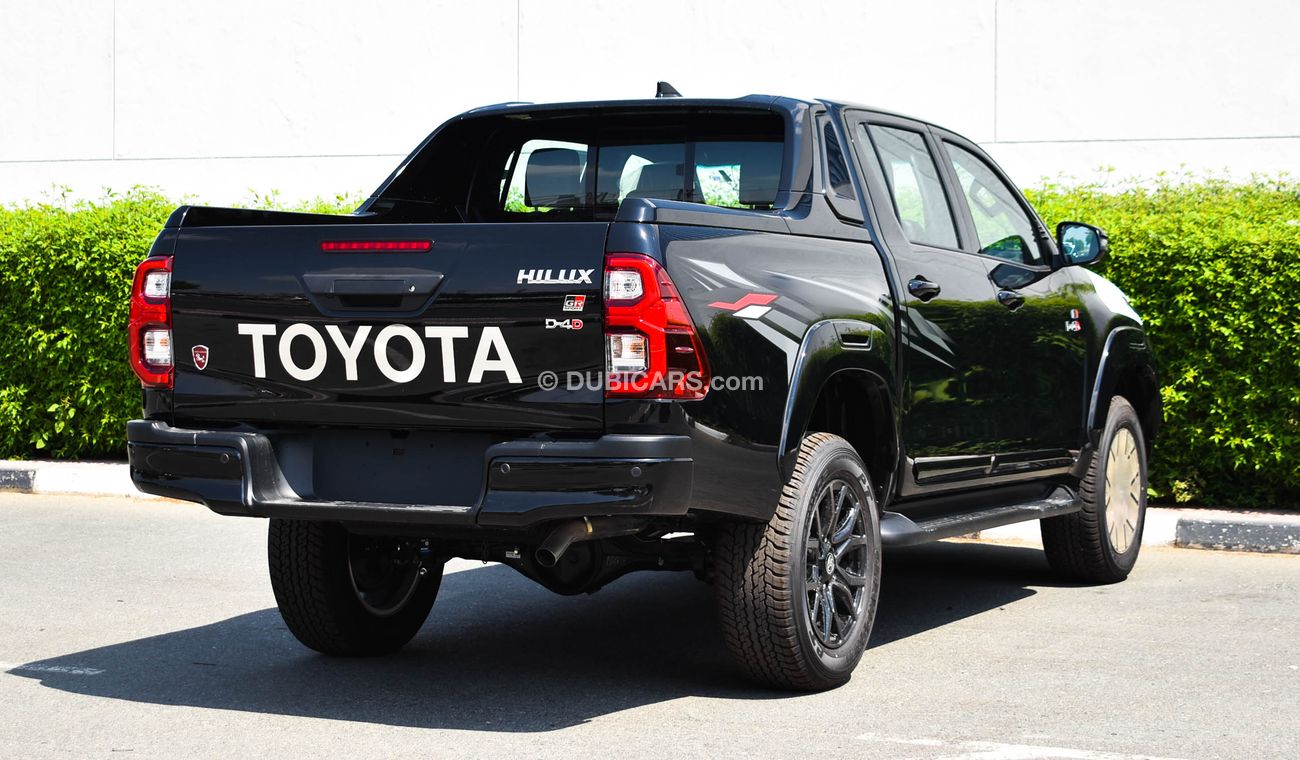 تويوتا هيلوكس GR