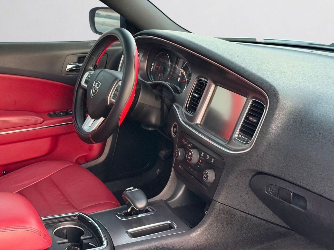 Dodge Charger SXT DODGE CHARGER SXT | 3.6L V6 | 2014 | GCC SPECS