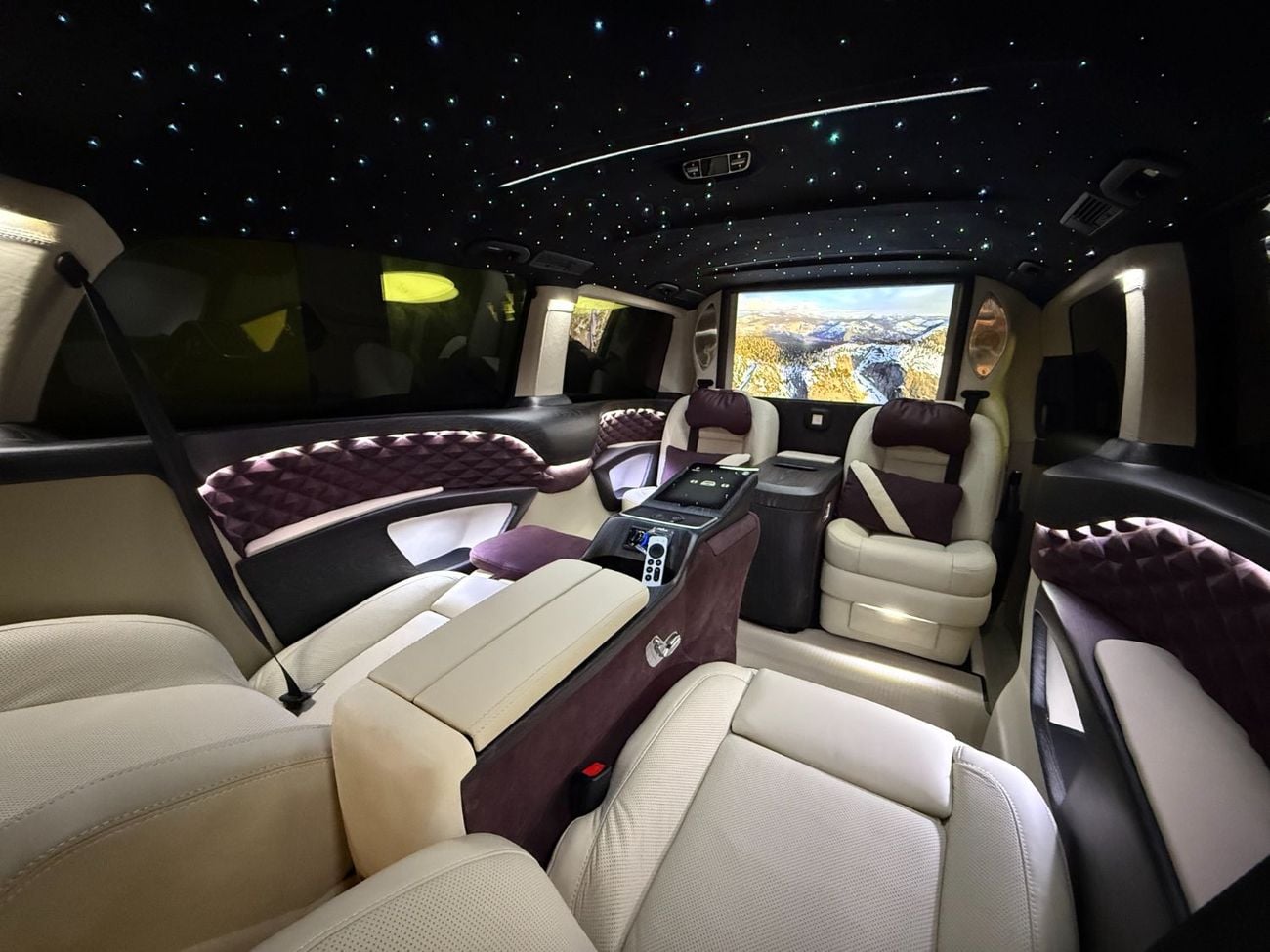 Mercedes Benz Vito TOURER SELECT ERTEX LUXURY CAR DESIGN CO. - 35th YEAR GEOMETRIC