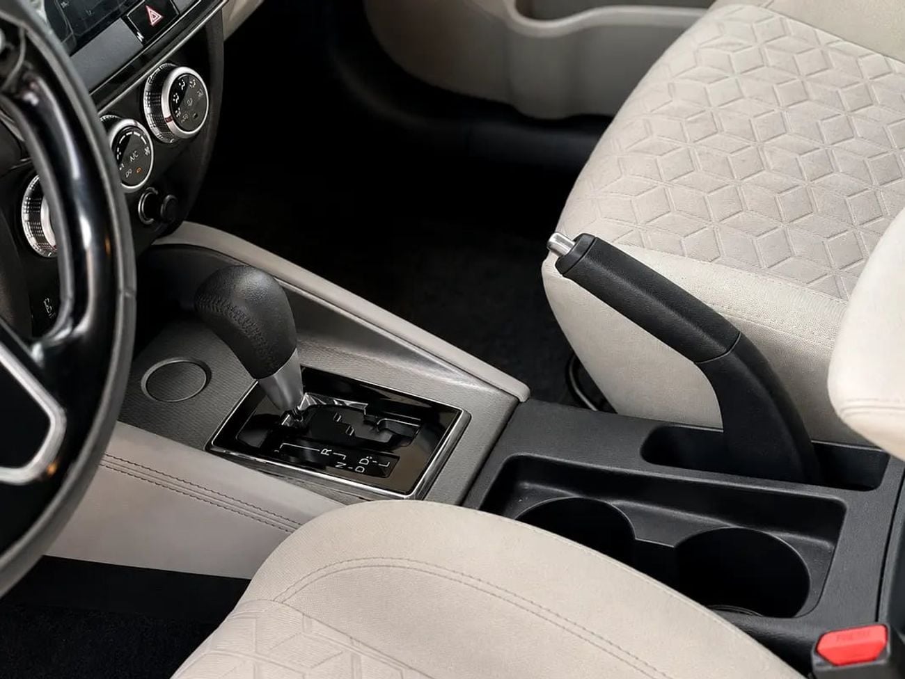 ميتسوبيشي ASX 640 P.M | GLX Medium Line GCC Specs - Reliable Compact SUV