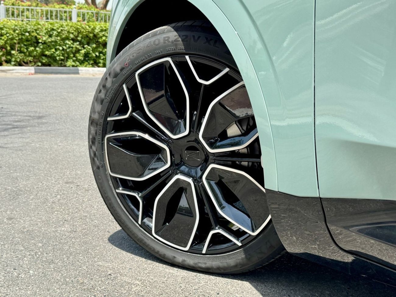 أفاتر 11 Performance AWD 2023 Used Avatr 11 (Dual Motor) / 90 kW.h / Range (580 km) / 572 HP / Warranty&Servi