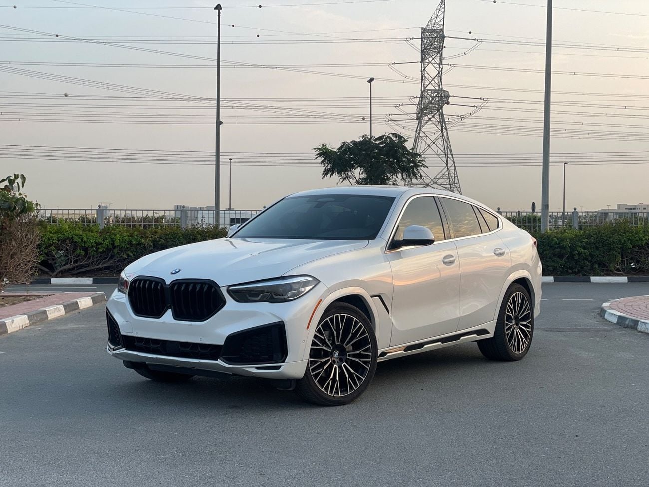 BMW X6 xDrive40i Luxury M Sport Package 3.0L