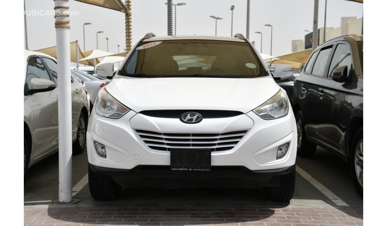 Hyundai Tucson 2014 WHITE GCC PANORAMA NO PAIN NO ACCIDENT PERFECT