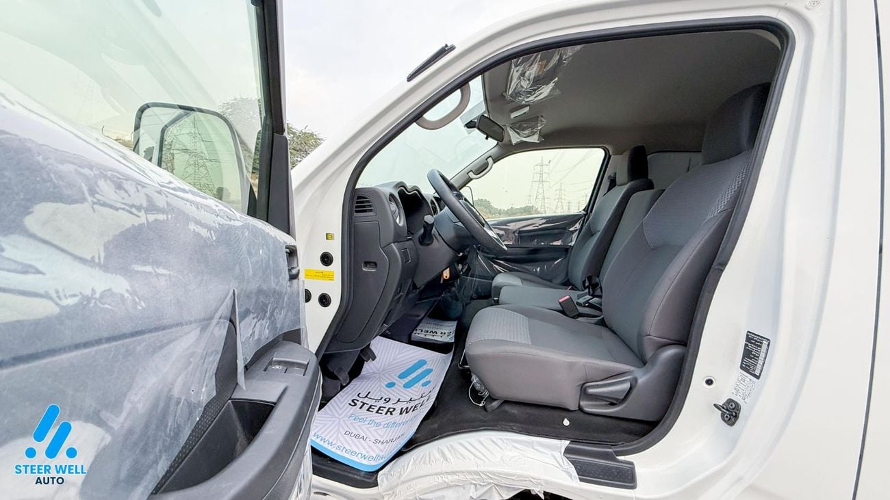 Nissan Urvan 3-Seater Manual (5-Door) NV350 2024 | 2.5L Petrol RWD | SR MN | Dry Van | GCC Specs