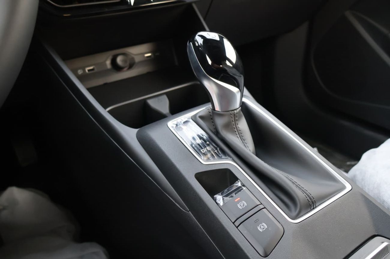 MG 3 2024 MG MG3 1.5L AT Sunroof 360camera Full option