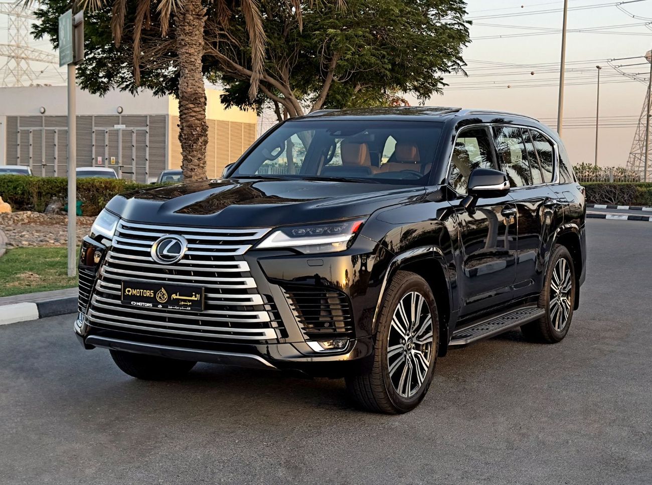 Lexus LX 600 Signature 3.5L ( CYL) 2023 Lexus LX600 Ash Wood, Dealer Warranty, GCC Specifications