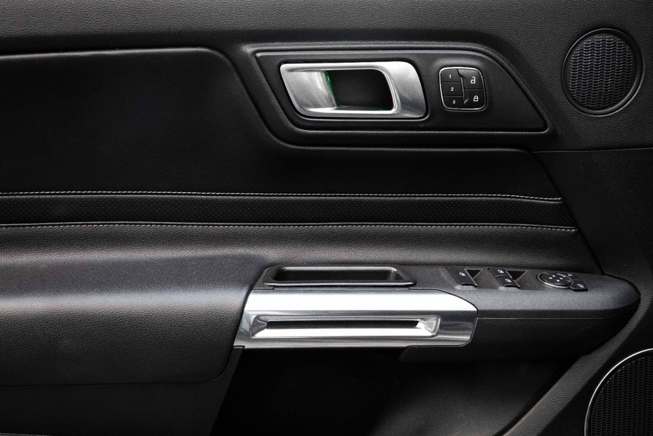 Ford Mustang Convertible GT | 3,525 P.M  | 0% Downpayment | LOW MILEAGE!