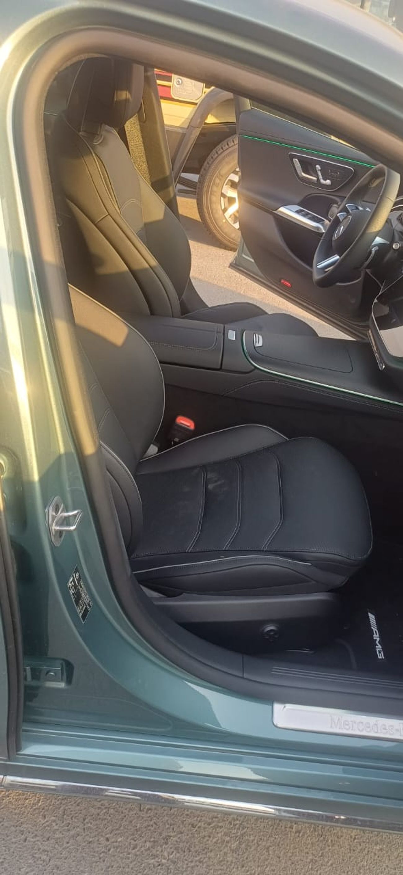 Mercedes-Benz E300 MERCEDES BENZ E300 COLOR GREY MODEL YEAR 2025