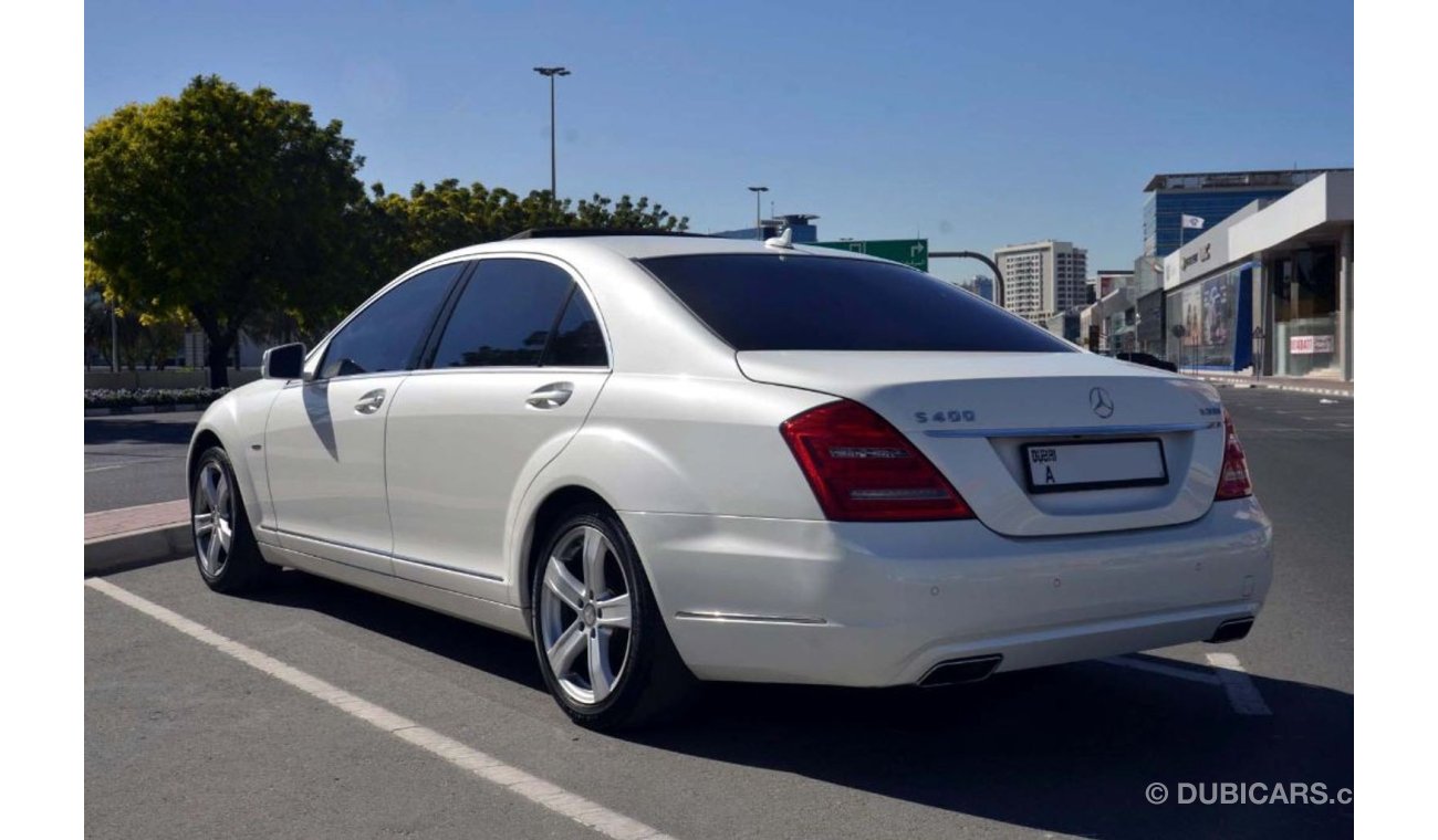 Mercedes-Benz S 400 Hybird Fully Laoded in Perfect Condition