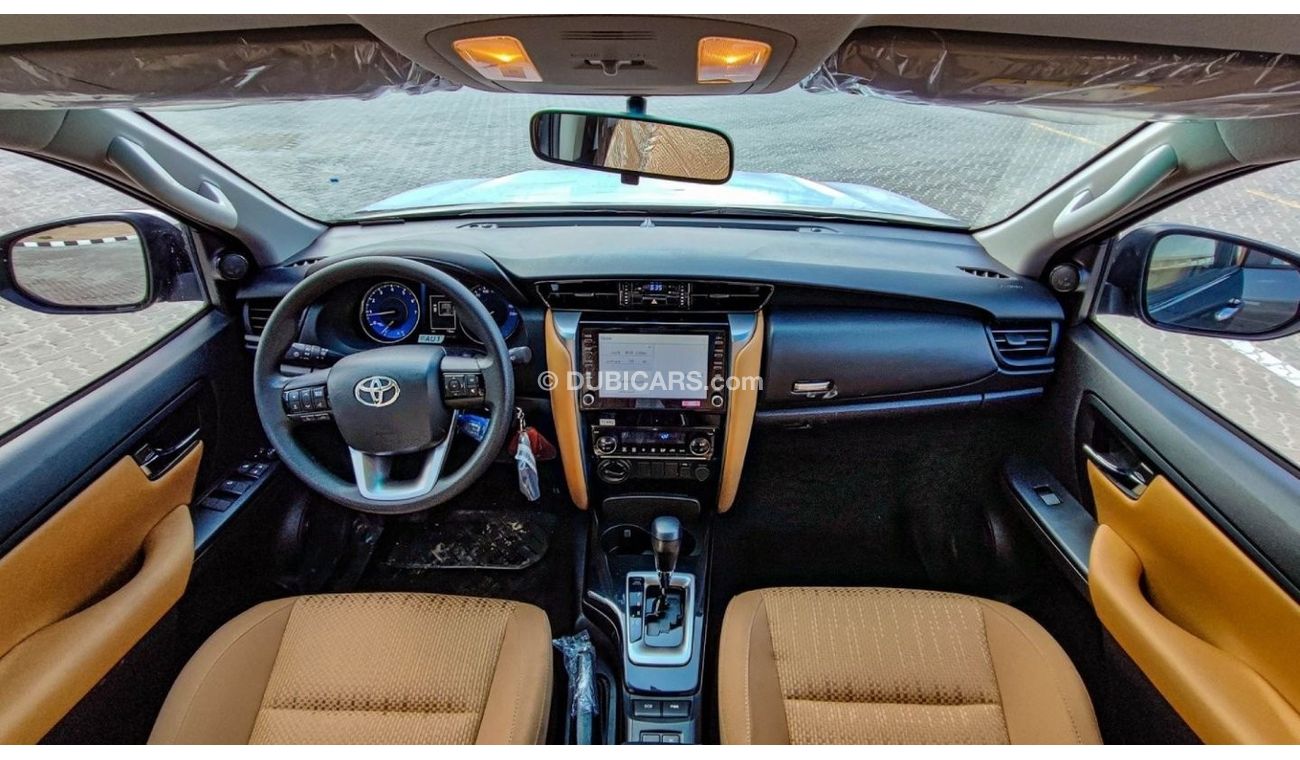 Toyota Fortuner GX1 Технические особенности Двигатель2,7 л Габаритные размеры мм: Д4795 x Ш1855 x В1835 Полная масса