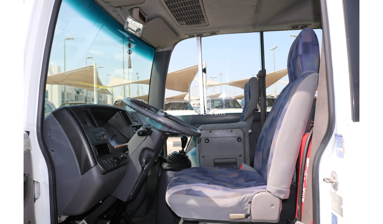 Nissan Civilian 26 SEATER BUS 2008