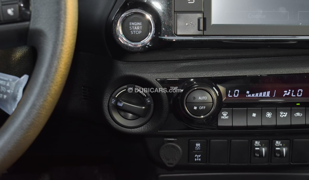 Toyota Hilux S-GLX SR5 2.7 Petrol A/T 4WD