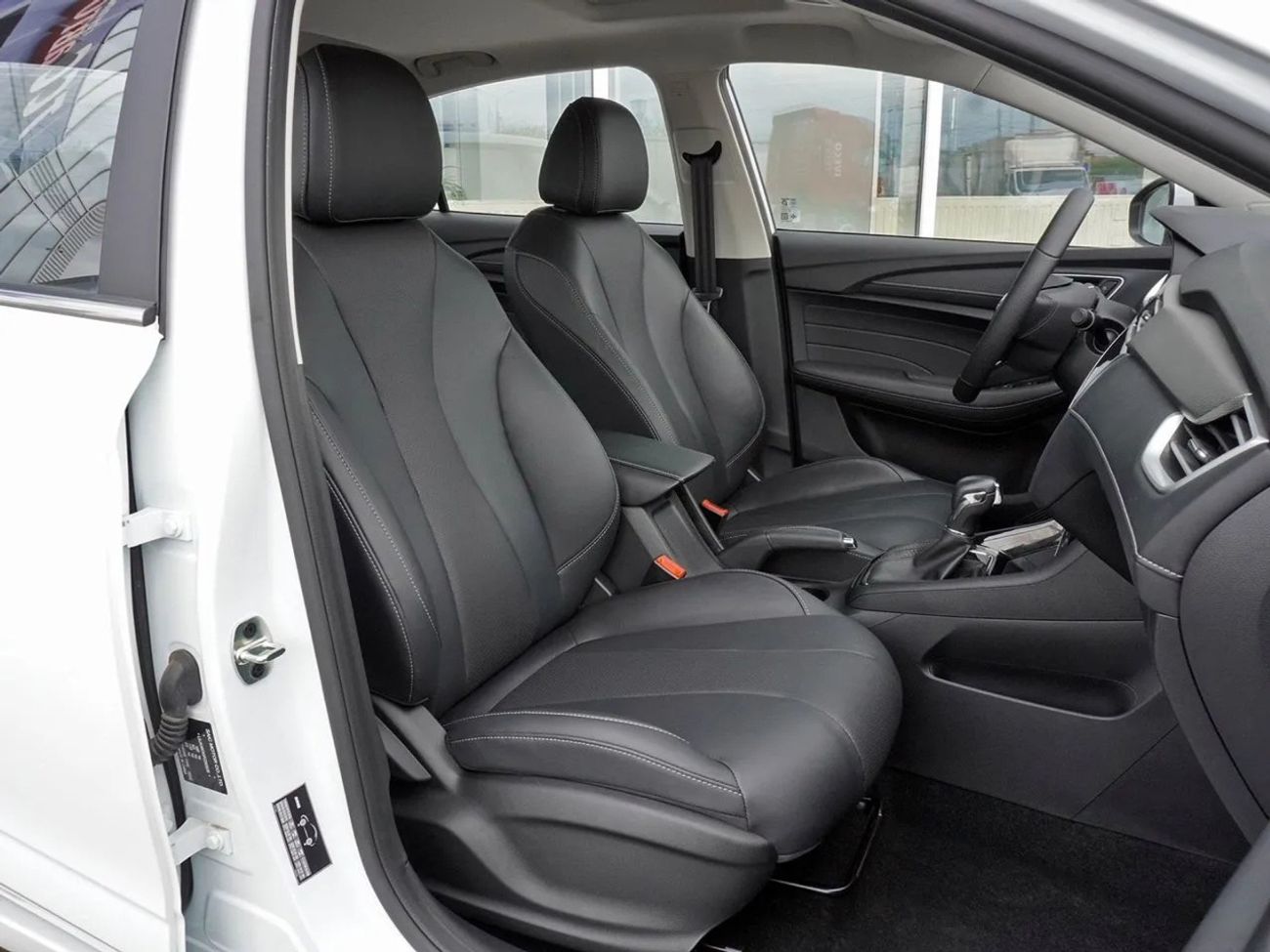 أم جي 5 NEW DELUXE CAR