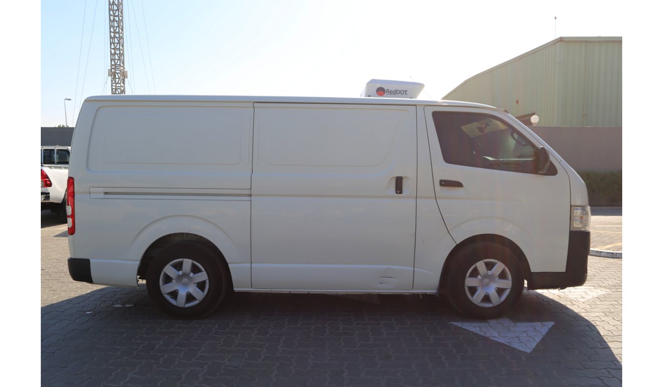 Toyota Hiace P.VAN,MT,MWCHILLER-AL FURAT.2.5CC (13030)