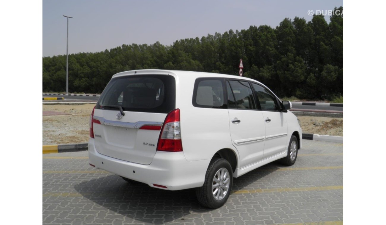 Toyota Innova 2015  SE+ ref #678