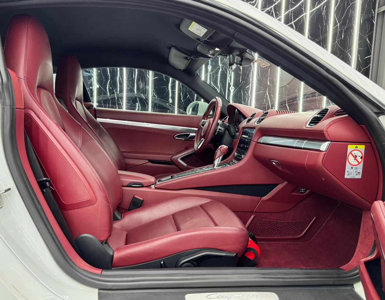 Porsche 718 Cayman Std 2.0L A/T