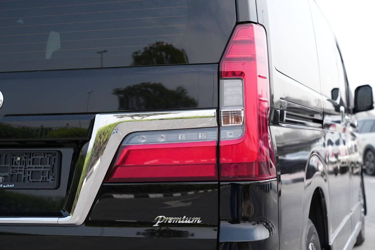 Toyota Granvia PREMIUM