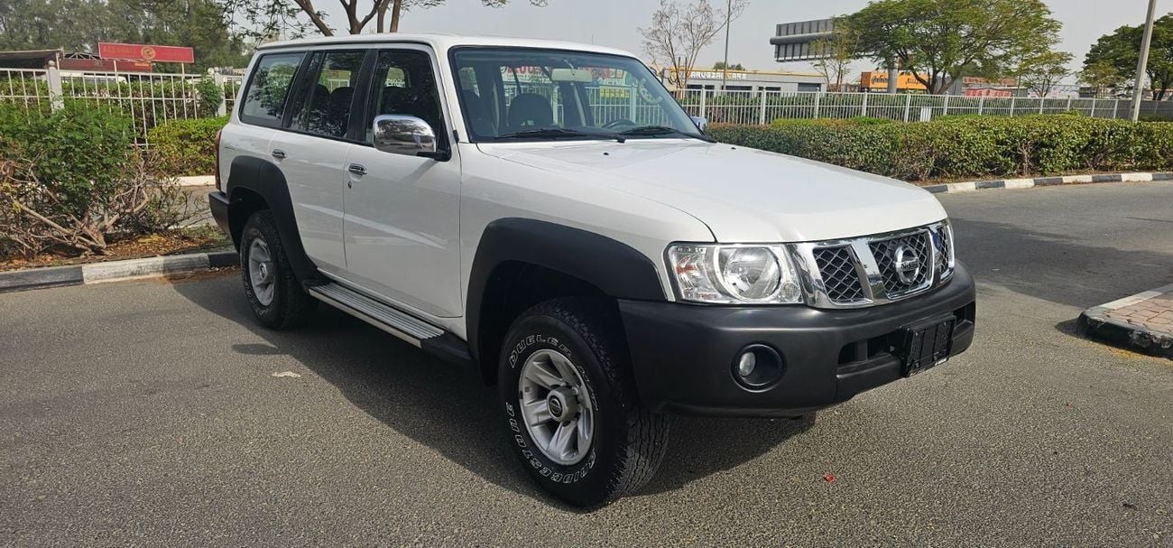 نيسان باترول سفاري GL 4.8L A/T (9 Seater)