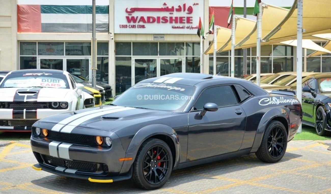 Dodge Challenger Challenger SXT V6 2018/ FullOption/ SRT Body Kit/ Leather Seats/ Low Miles/ Very Good Condition