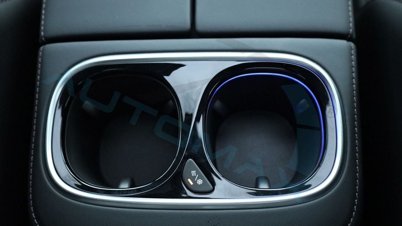 جي إي سي M8 M8 GX i4 2.0T FWD 2026 GCC 0KM With 5 Years Or 150,000Km Warranty @Official Dealer