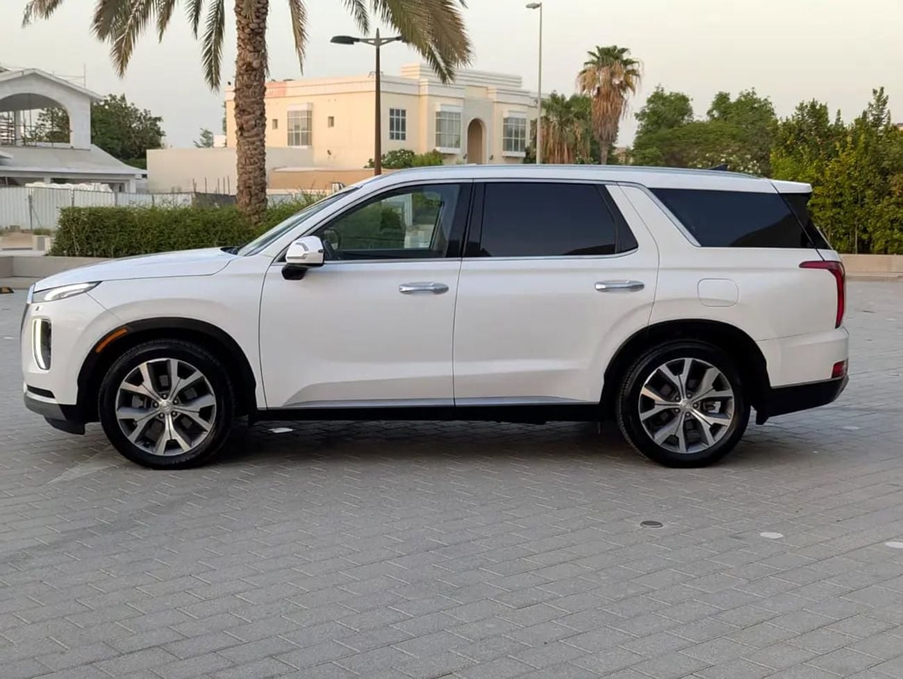 هيونداي باليساد SEL 3.8L V6 | 291 HP | Luxury Family SUV | Premium Features