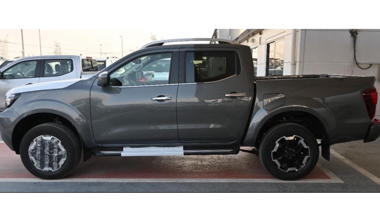 Nissan Navara Petrol 4wd