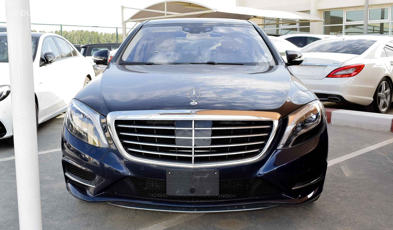 مرسيدس بنز S 550 4 Matic