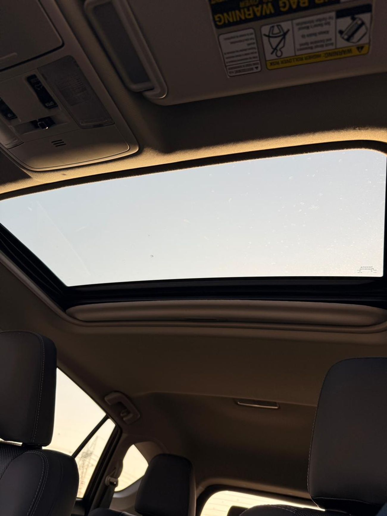 Toyota RAV4 XLE Full Option