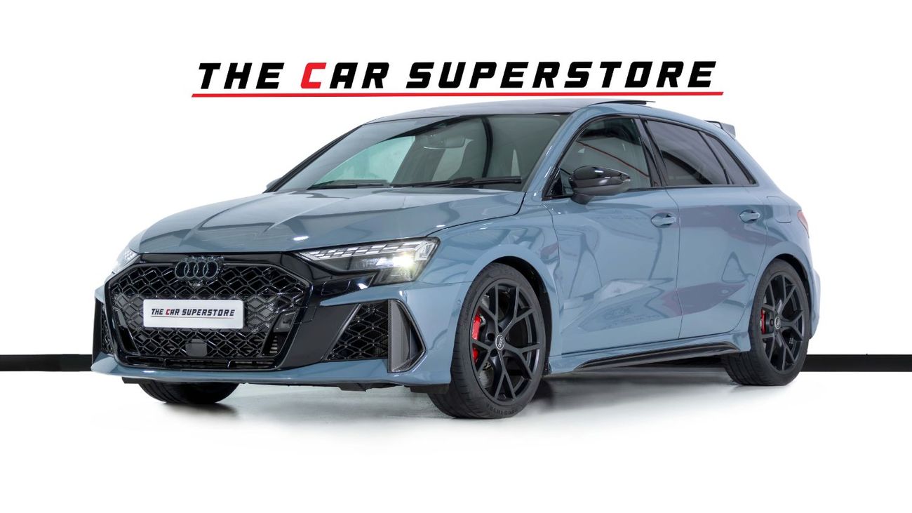 Audi RS3 TFSI quattro 2.5L Sportback Al Nabooda warranty Service Contract-Carbon RS Bucket Seats-Special Colo