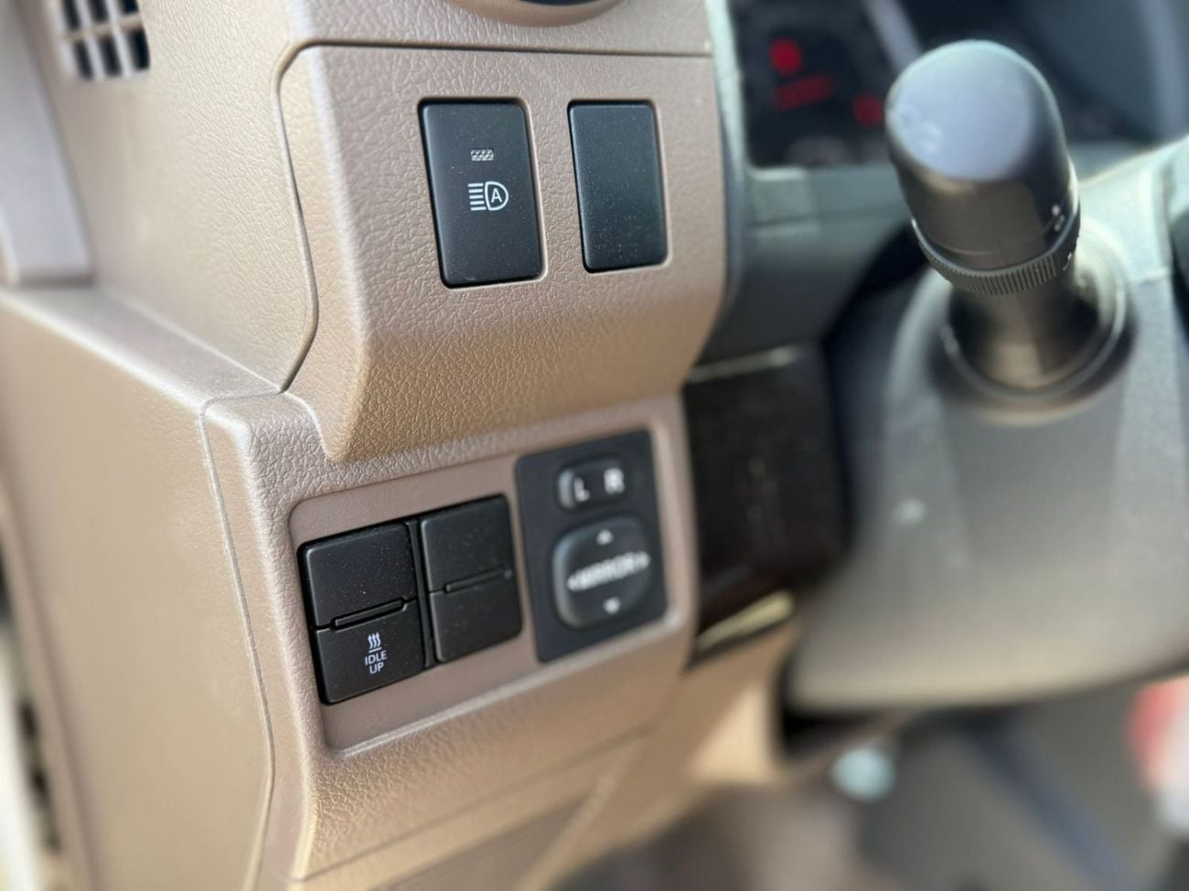 تويوتا لاند كروزر بيك آب TOYOTA LC79 PICKUP S/C , 2.8L Diesel A/T , FULL OPTION , MY25