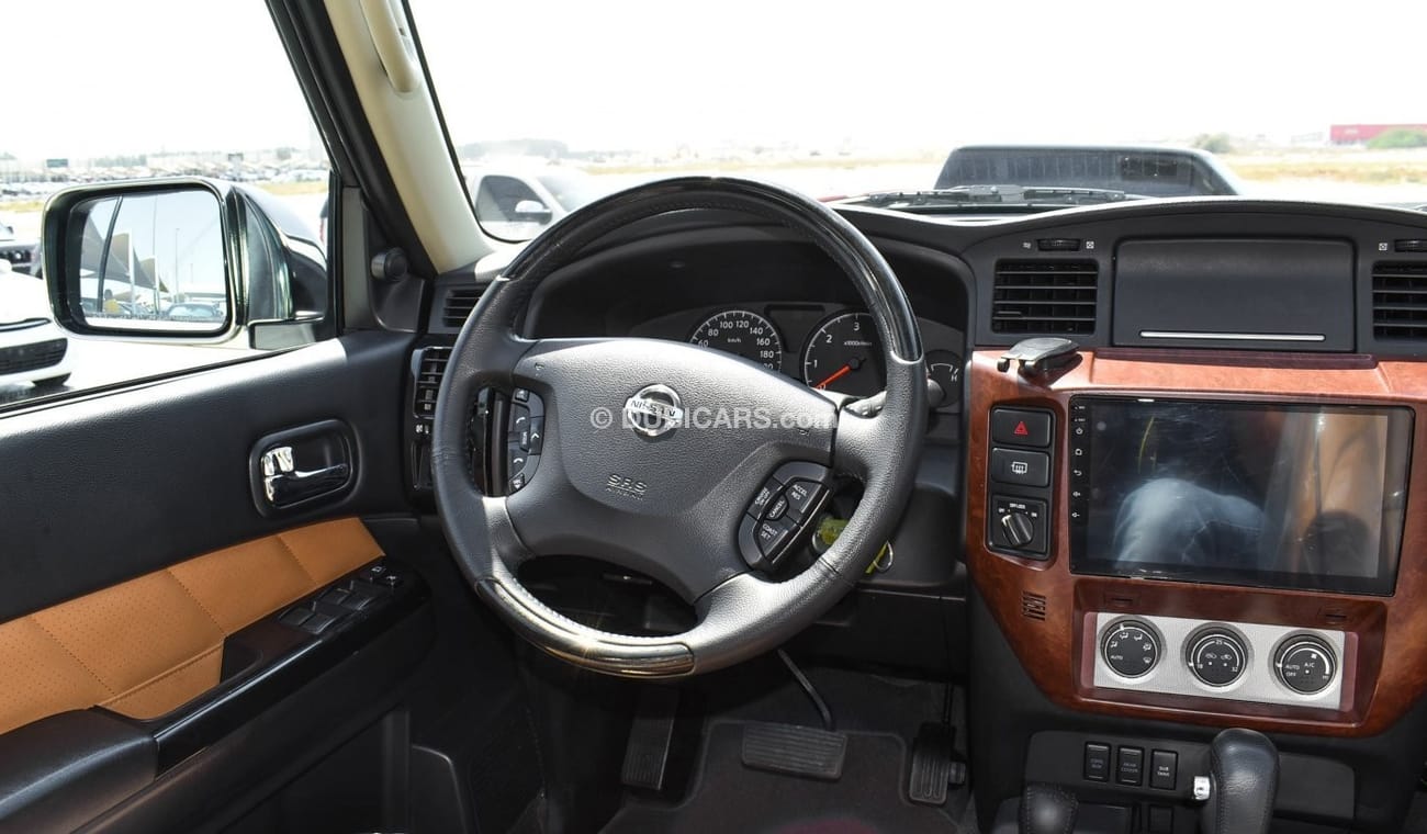 Nissan Patrol Super Safari