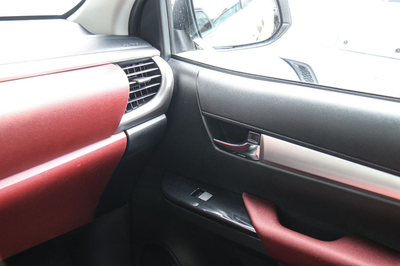 Toyota Hilux GLX 2.7L Double Cab Utility 4WD A/T Toyota Hilux 2.7L 4WD | Full | Petrol | Best Export Price