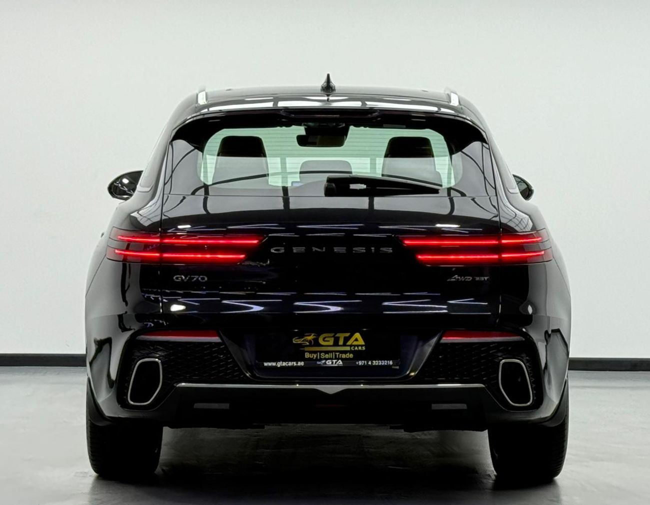 جينيسس GV70 2023 Genesis GV70 Platinum Sport, 2027 Genesis Warranty + Service Pack, Very Low Km, GCC